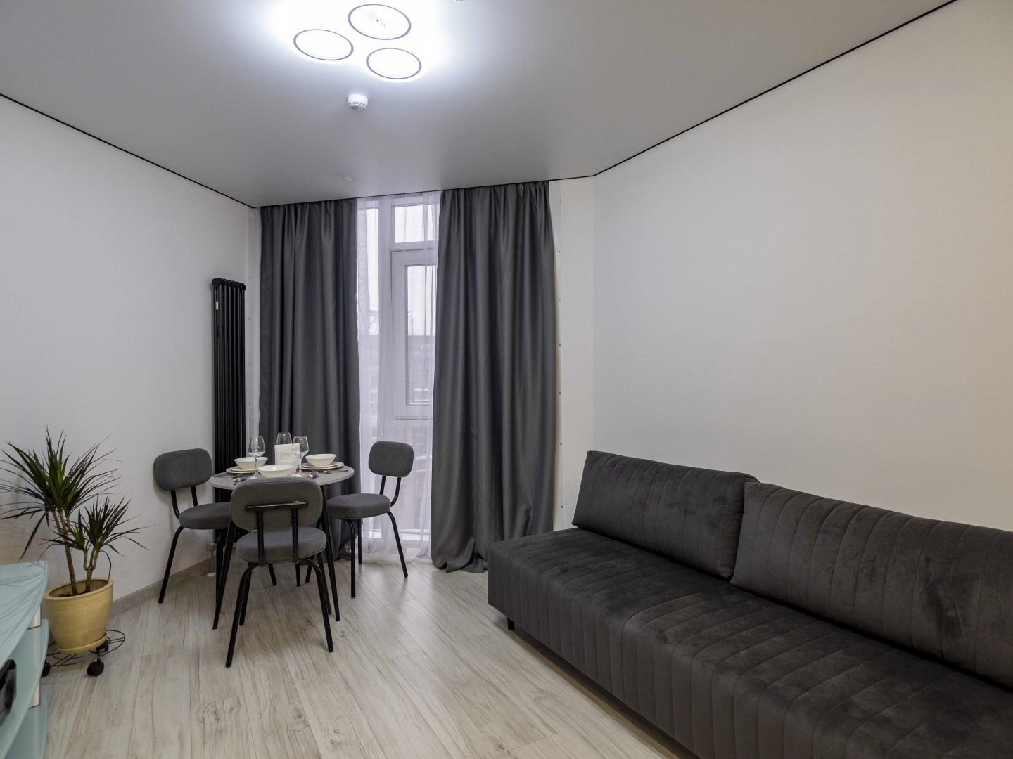 Апартаменты Апарт-отель Mira Apartments