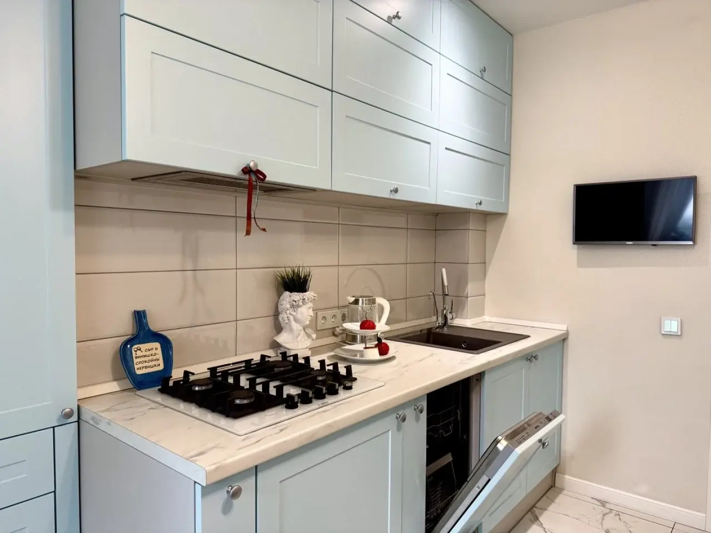 Квартира Букинг39 двухкомнатная с видом на реку