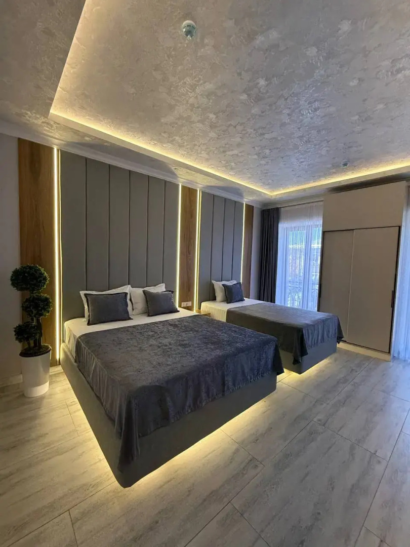 Отель Orient Premium