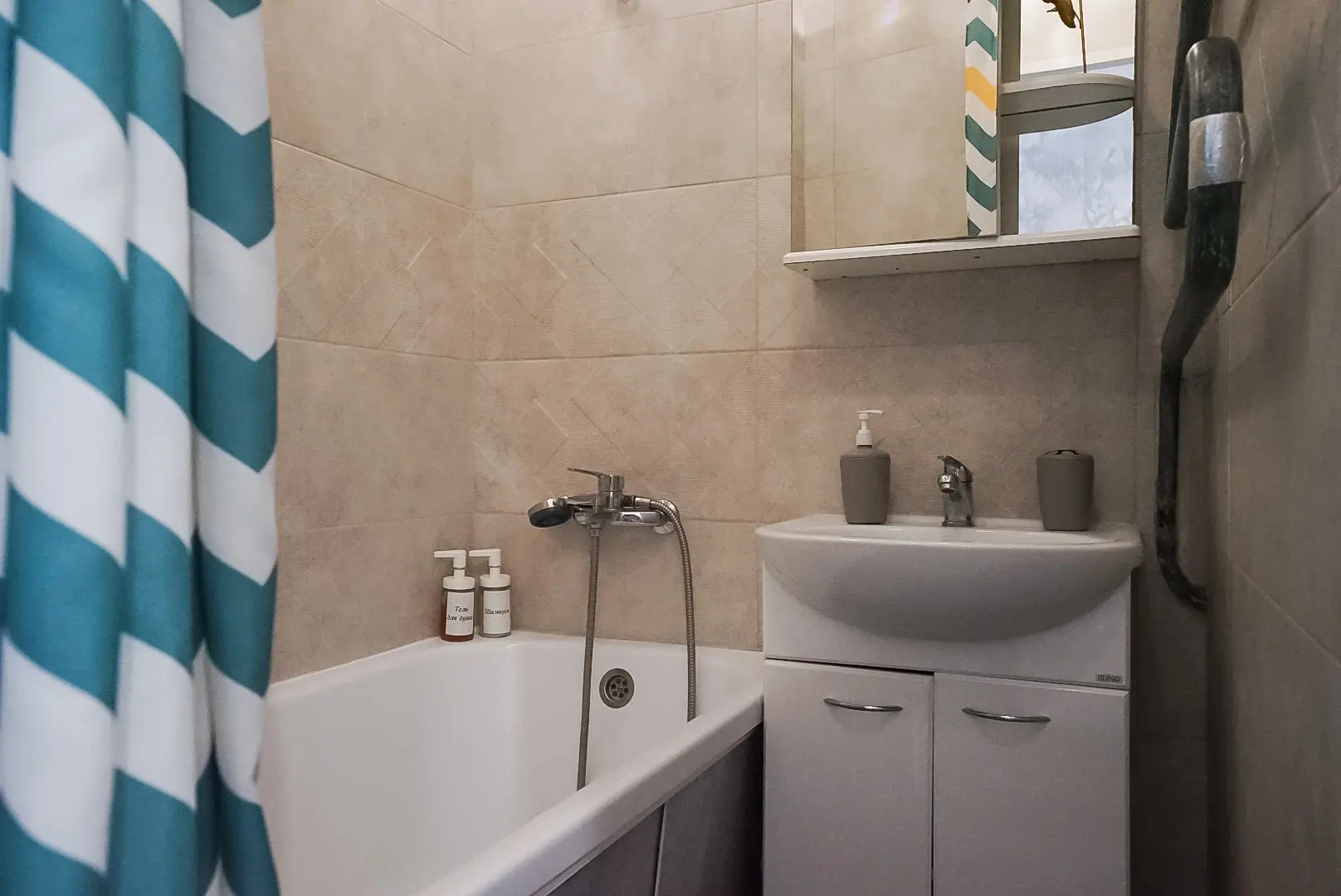 Апартаменты Баграмяна 22