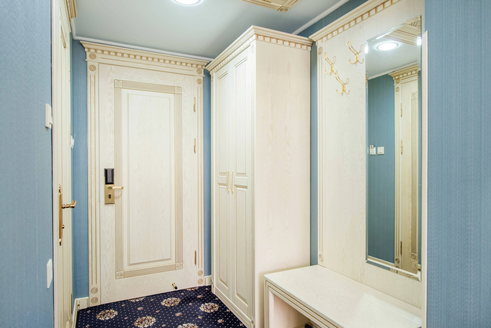 Отель Дельфин