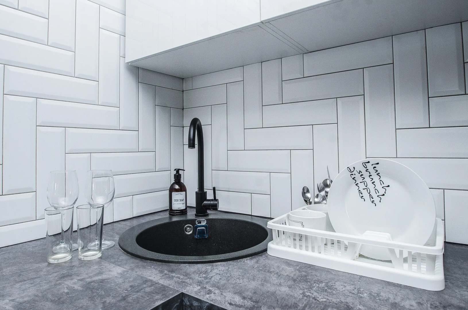 Апартаменты Мичурина 18/68 2 подъезд