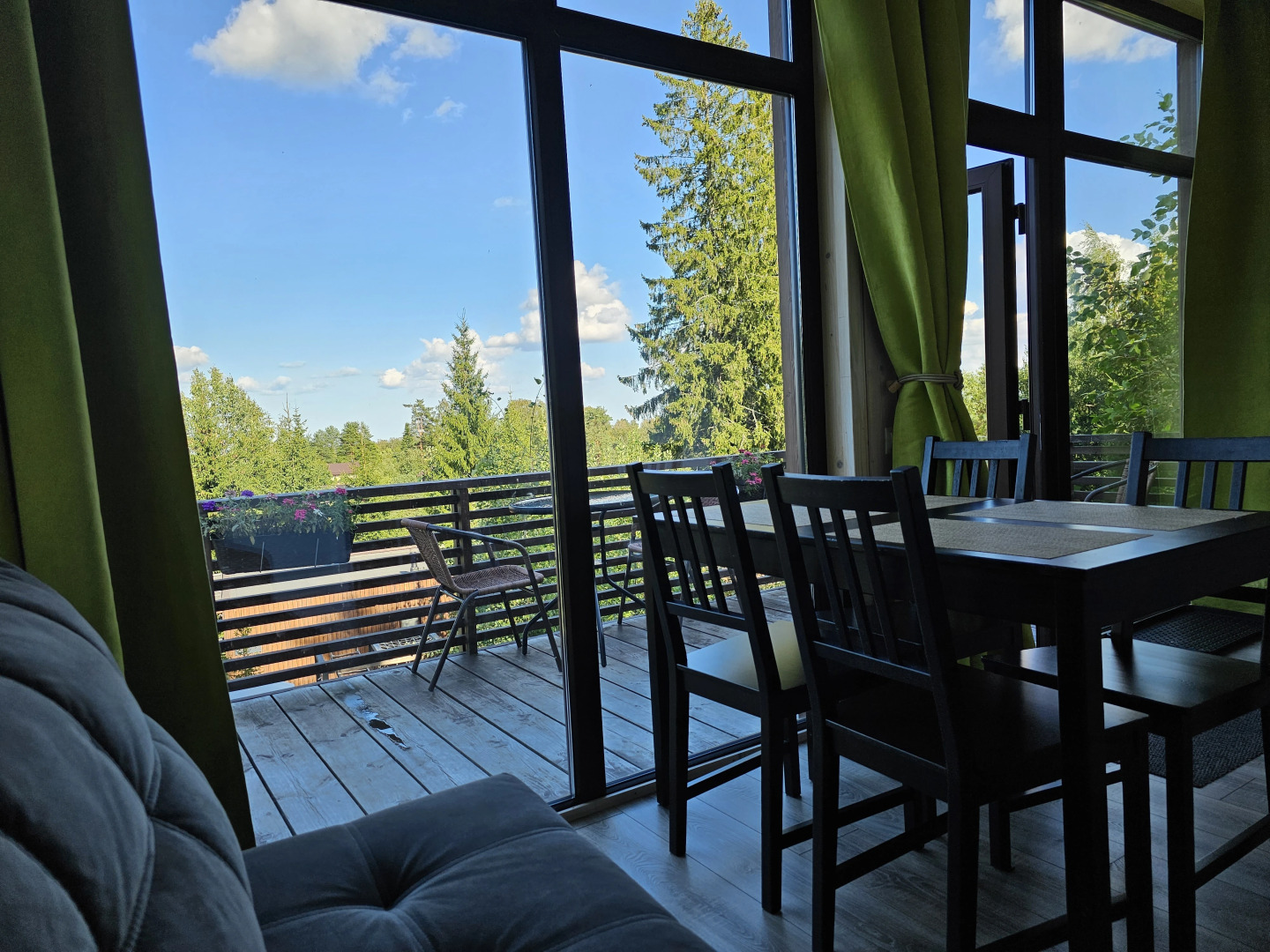 Коттедж Черничный Склон Lime House