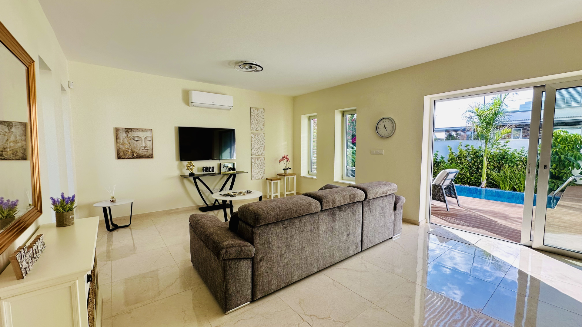 Вилла Luxury Paradise Villa