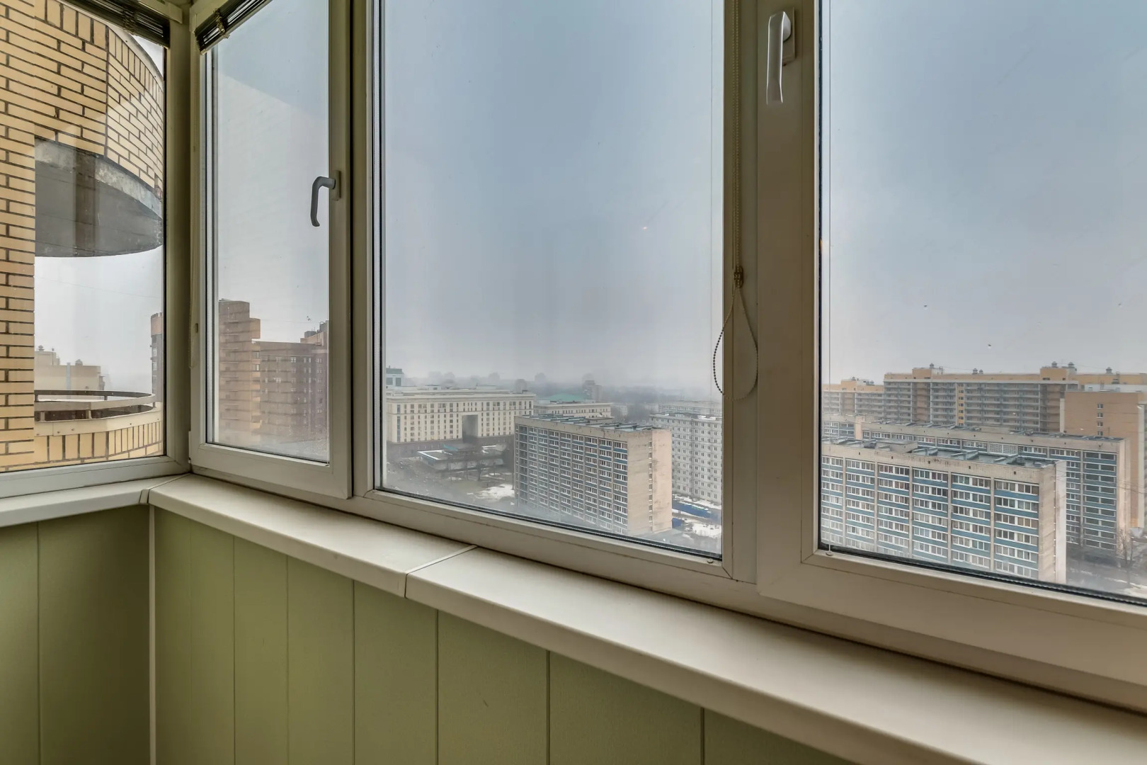 Апартаменты с камином на Варшавской 23