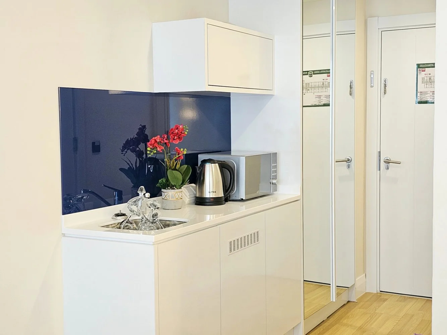 Apartments BA04 Homerent @ Orbi City D1