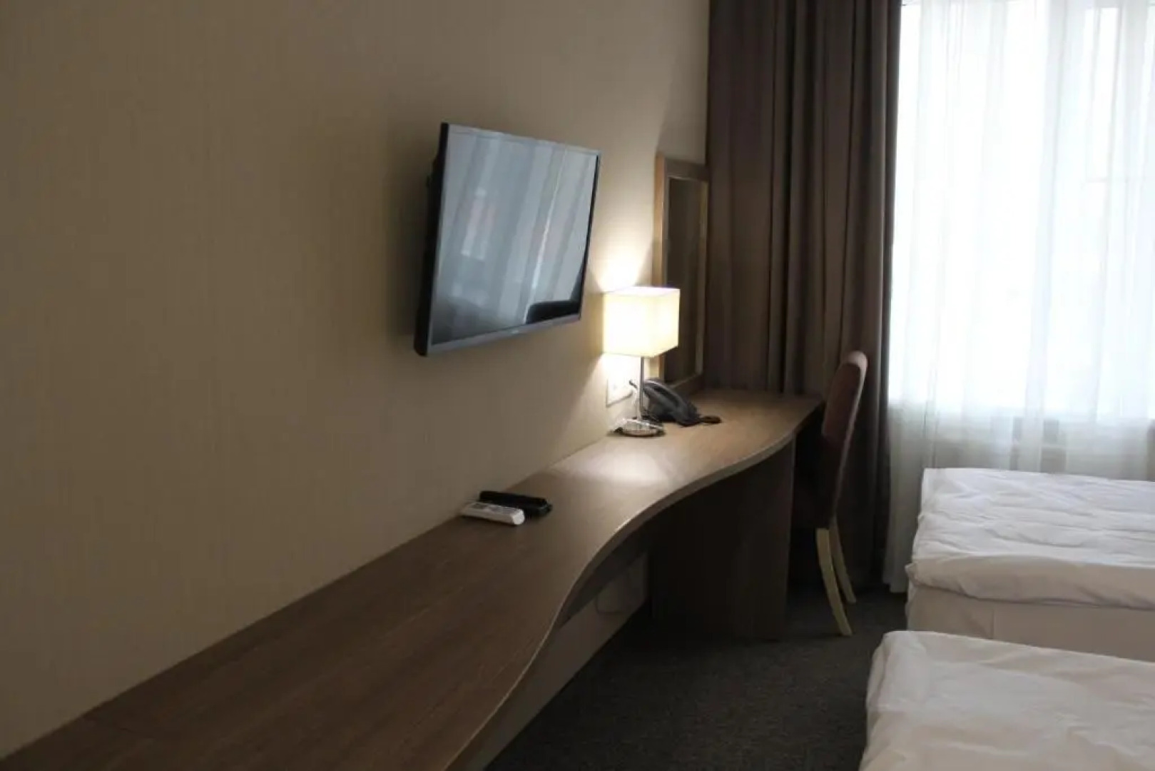 Отель "Порт Запад"