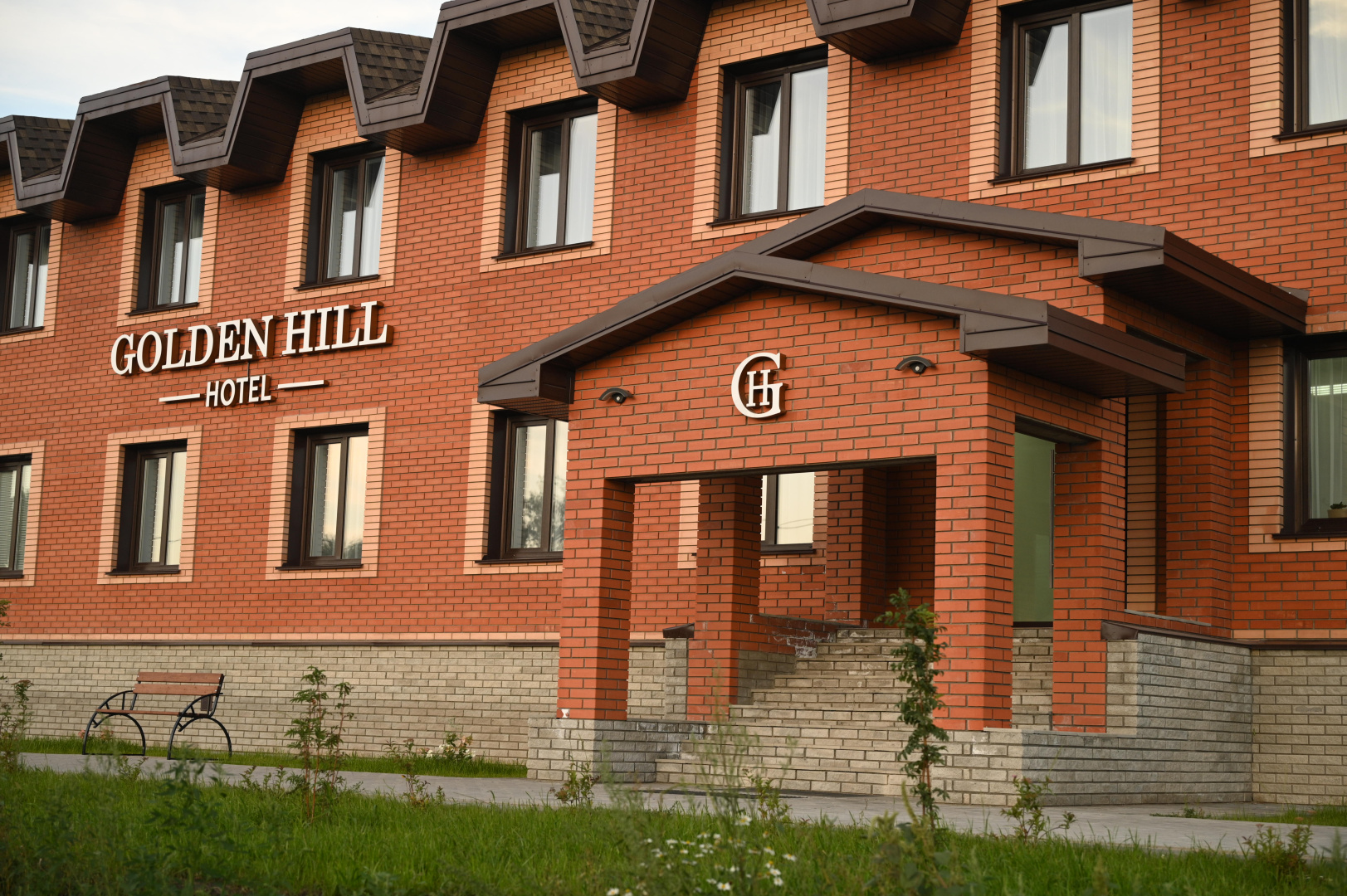 Отель Golden Hill