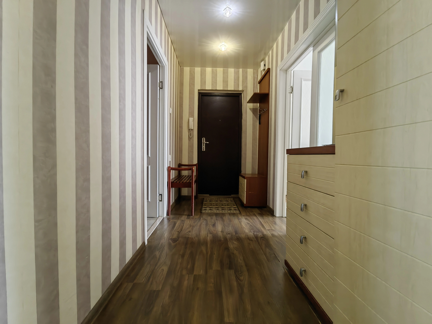 Апартаменты трехкомнатные  у Елены