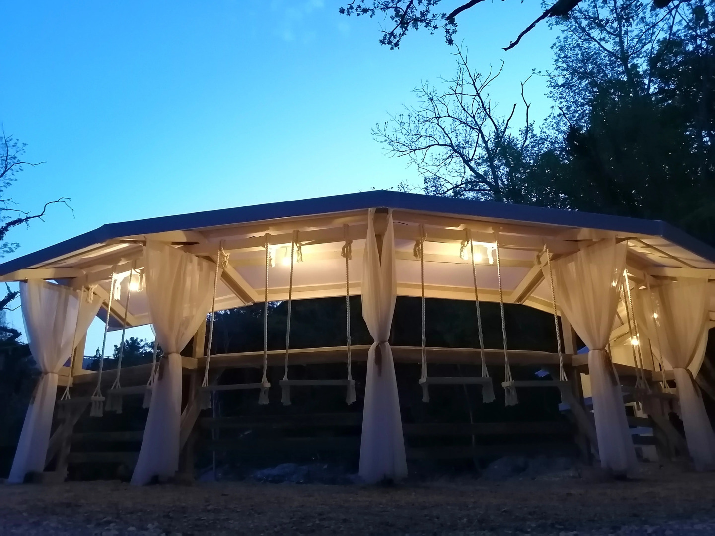 Кемпинг Дикое Место