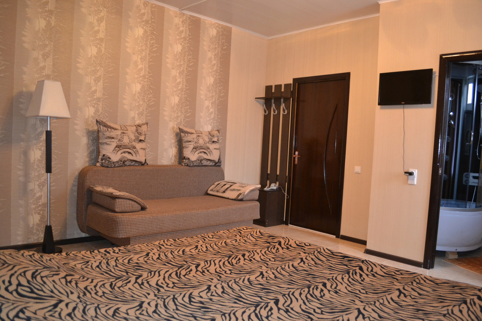 Жилые помещения Александра