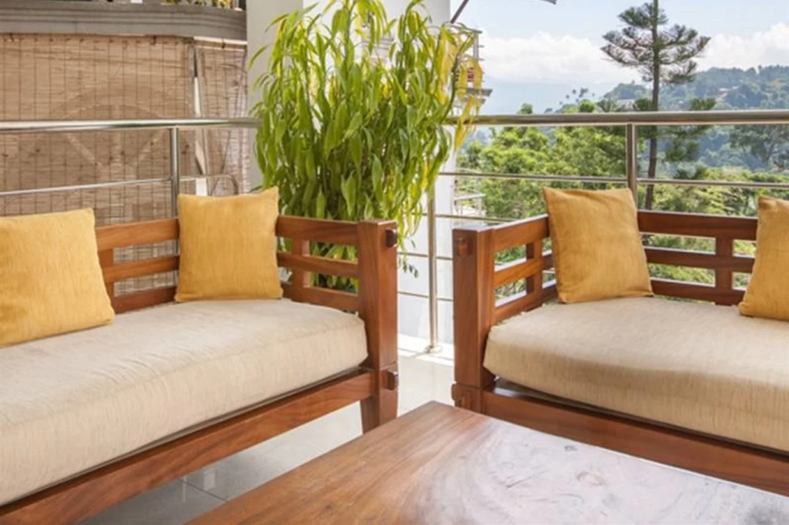 Отель Senani Hotel