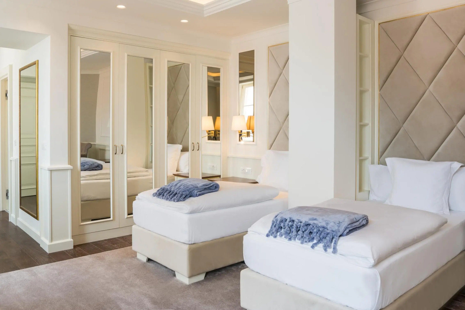 Heritage Grand Perast