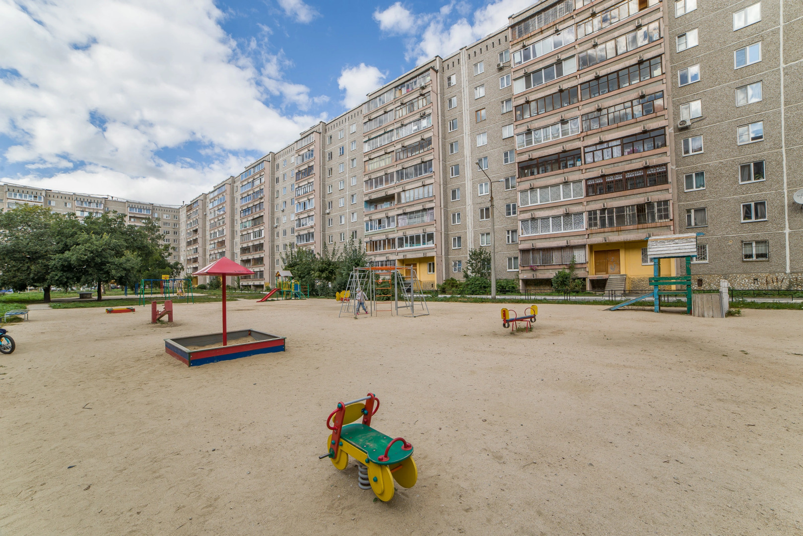 Апартаменты на Индустрии 53