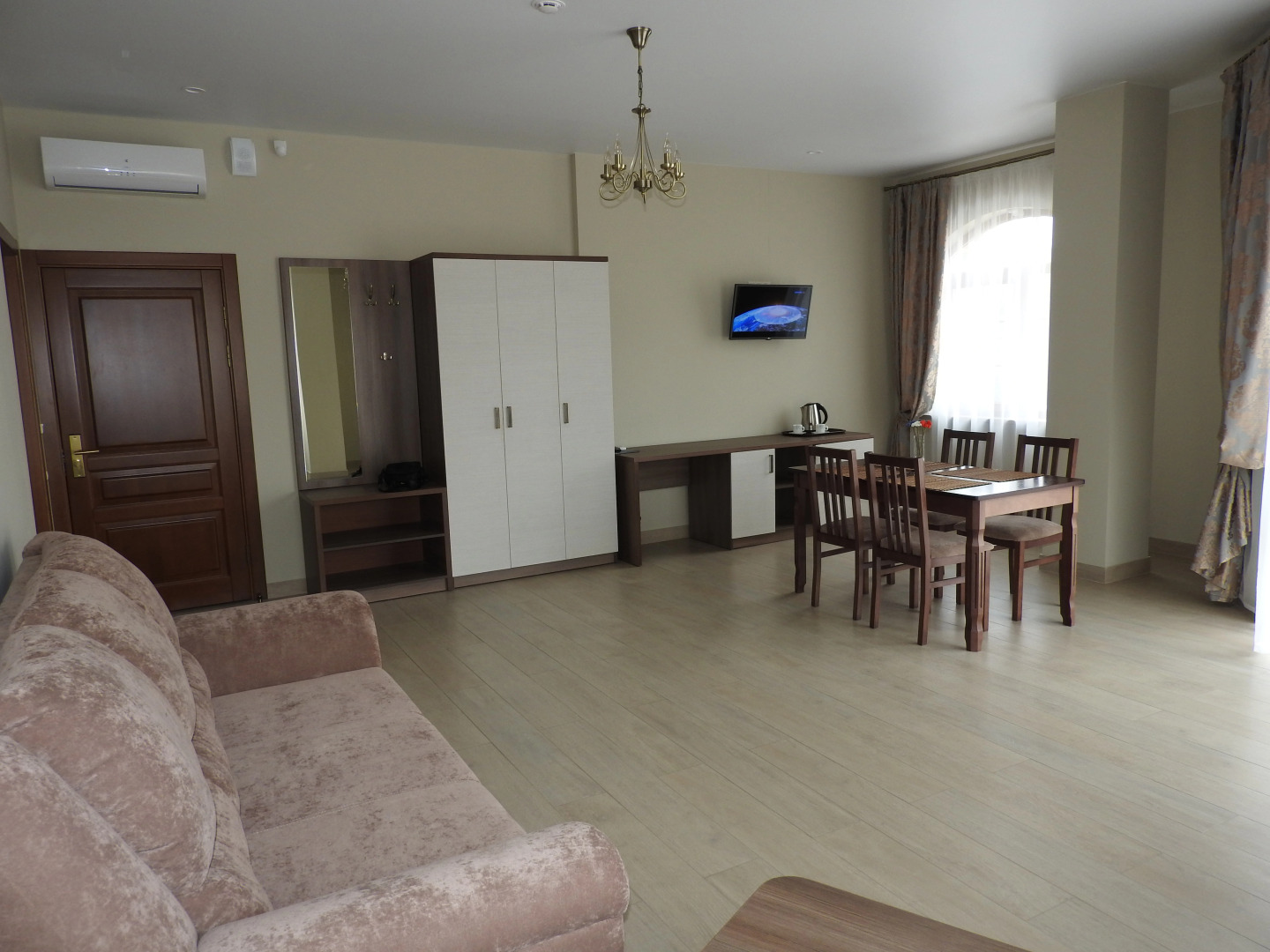 Отель Аквариус