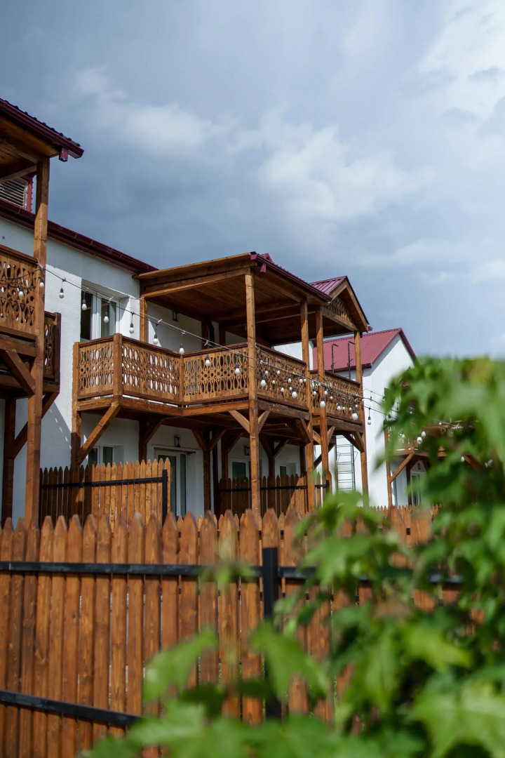Курортный отель Motives Inn Dilijan
