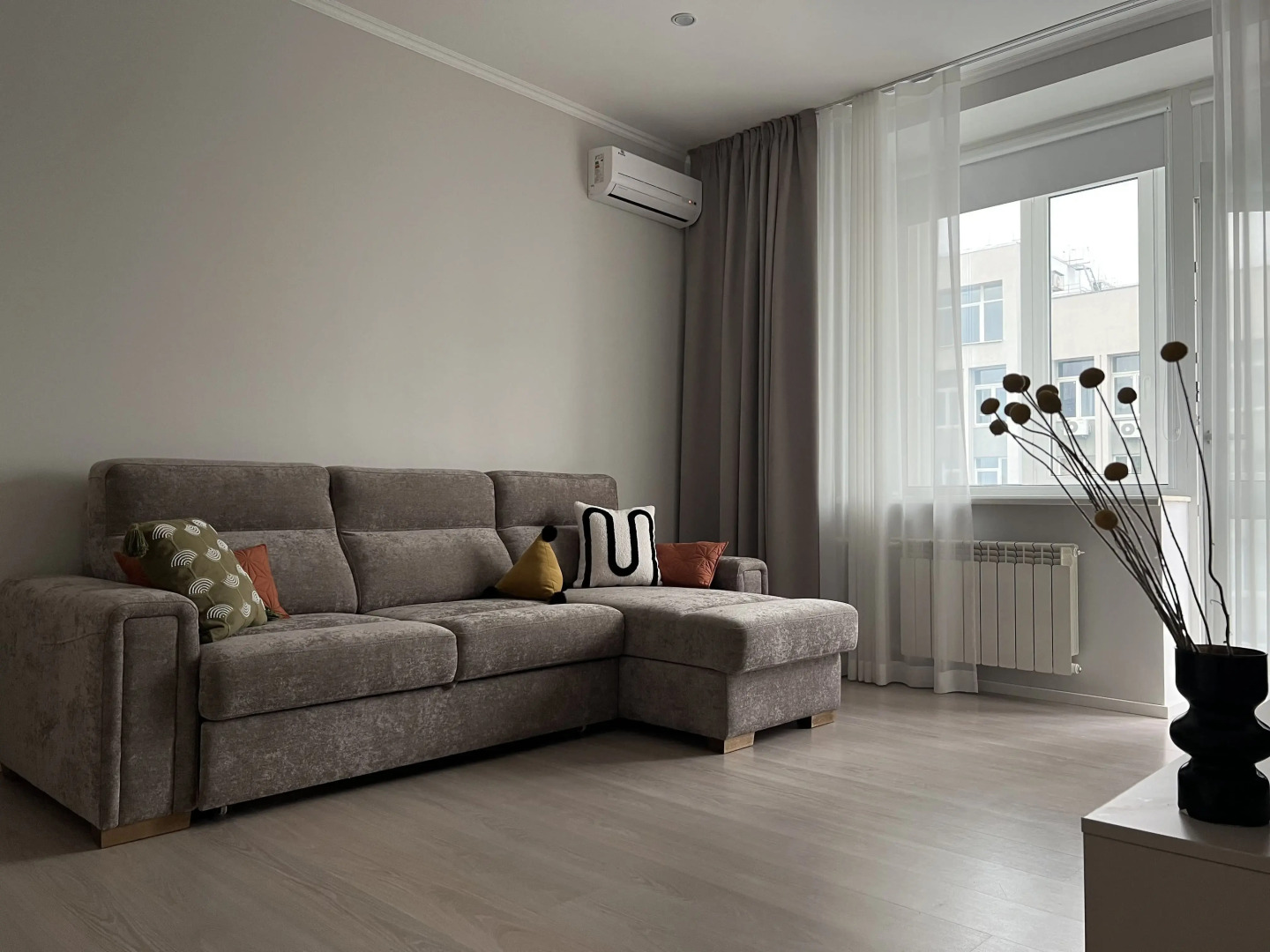 Квартира 1 Комнатная на Молодогвардейской 218