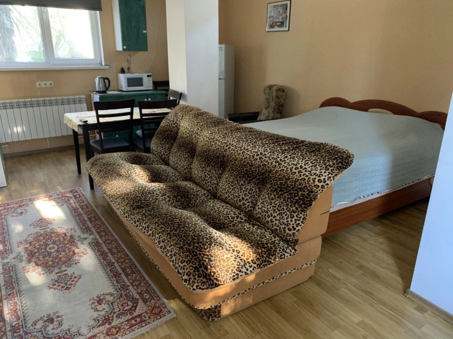 Апартаменты Статус на Кирова 10 в Ялте 2