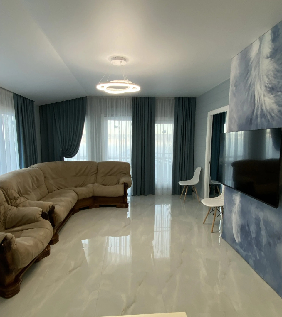 Частный дом  В Зольное Вилладж