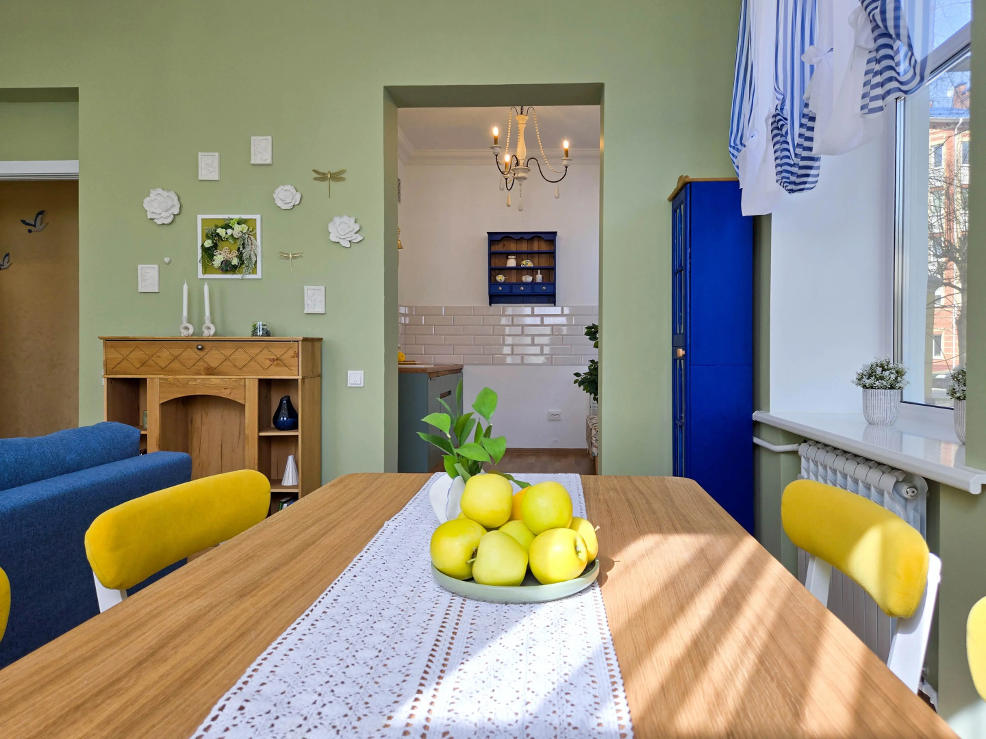 Апартаменты Двухкомнатные апартаменты в скандинавском стиле Сеть ЙоХоум