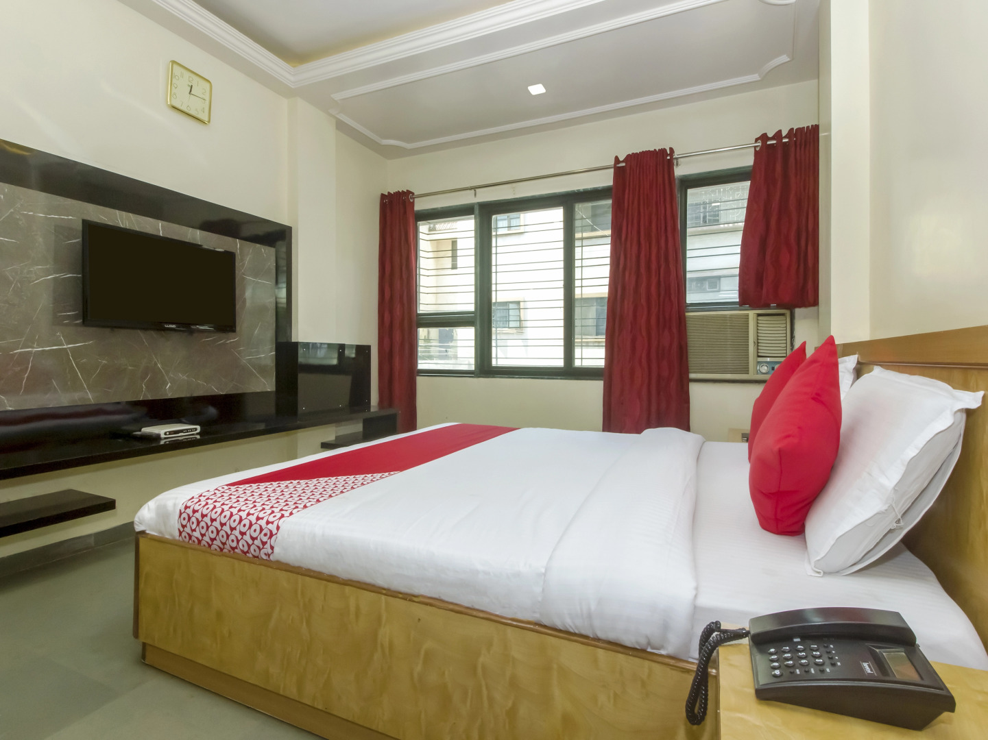 Отель New Uttam Hira Palace