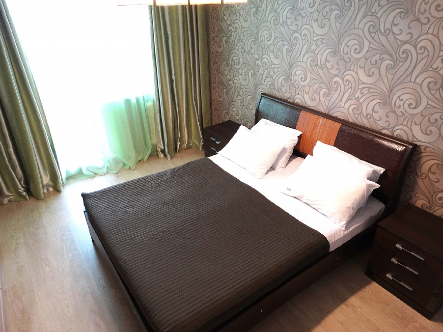 Апартаменты Inndays на Серебровской