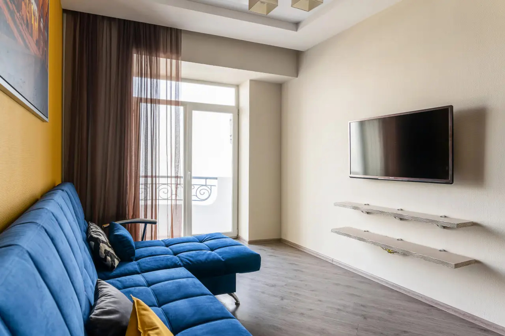 Апартаменты Apart VL на набережной с видом на море