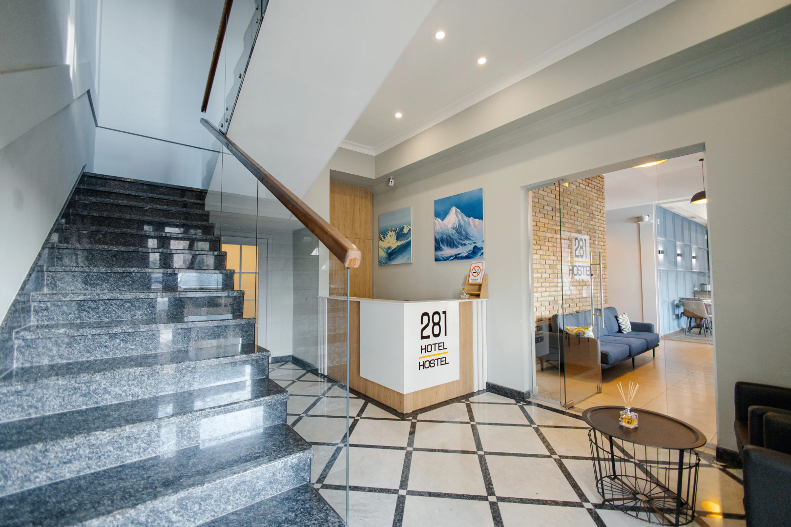 Хостел 281 Hostel