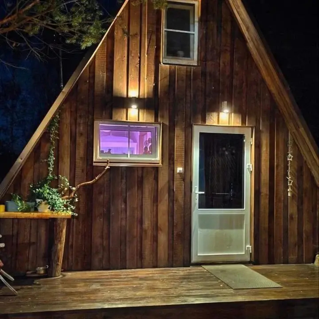 Частный Дом О, Дни в Лесу