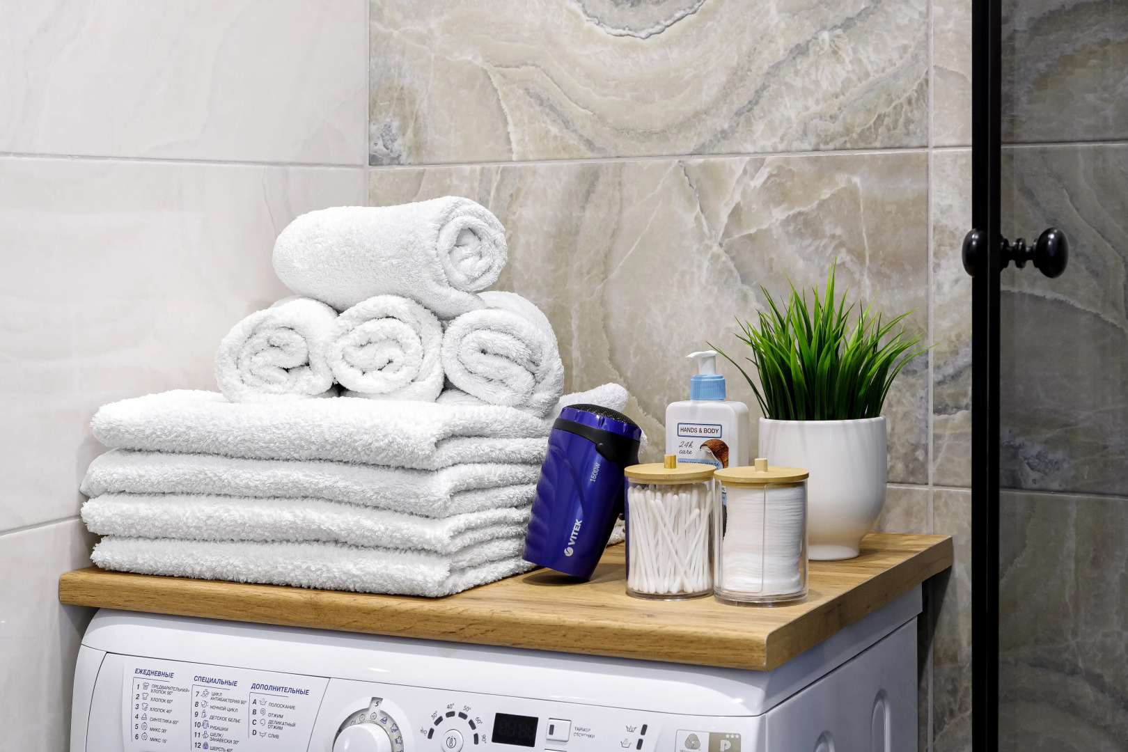 Квартира Однокомнатная с Балконом и Видом на Город