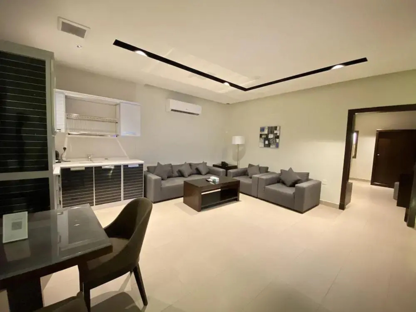 Отель Triple Tree