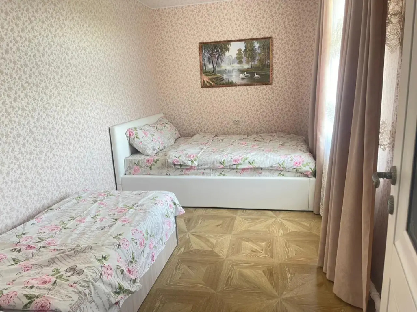 Апартаменты Саквояж с видом на Площадь Победы