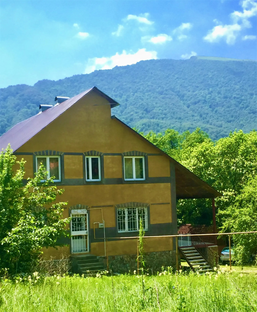 Частный дом в горах для семейного отдыха