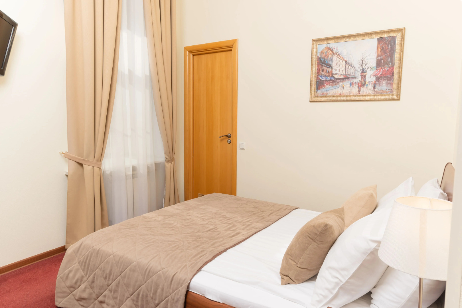 Меблированные комнаты Соната на Маяковского