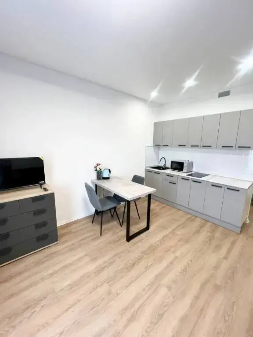 Апартаменты Art Life Apartment Novohohlovskaya 2