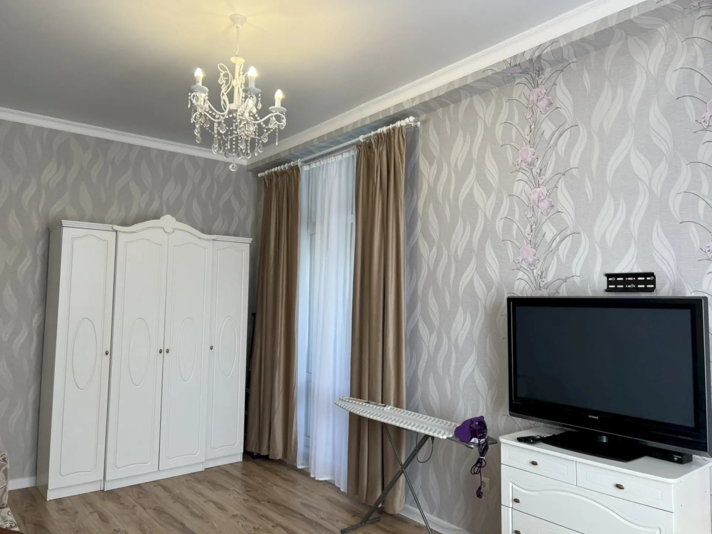 Апартаменты 332 Двухкомнатные Крымская 21