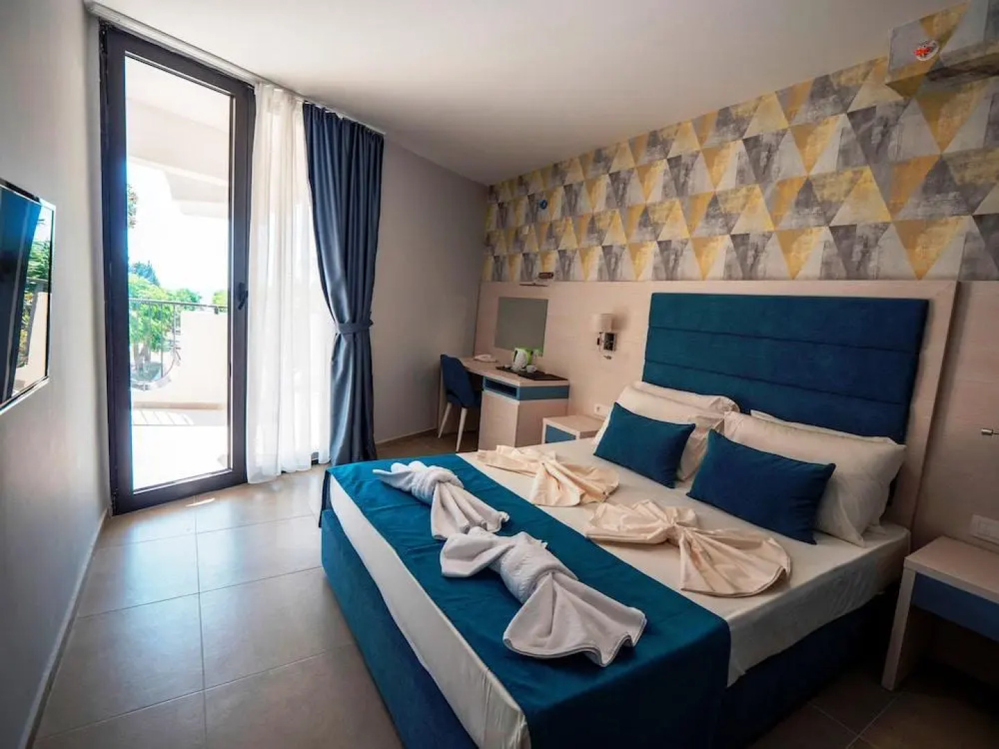 Отель Pearl Beach