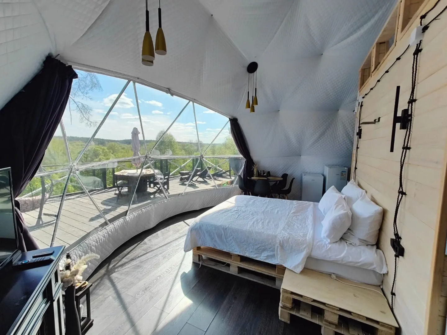 Глэмпинг Глэмпгеокупол "Домик на Оке" Таруса