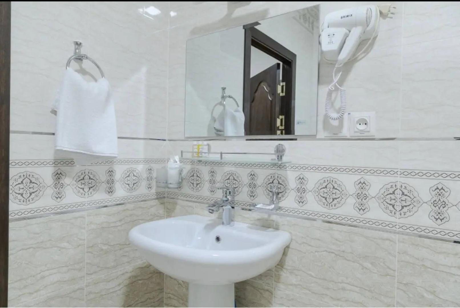 Бутик-отель HOTEL GRAND SHIRIN PALACE