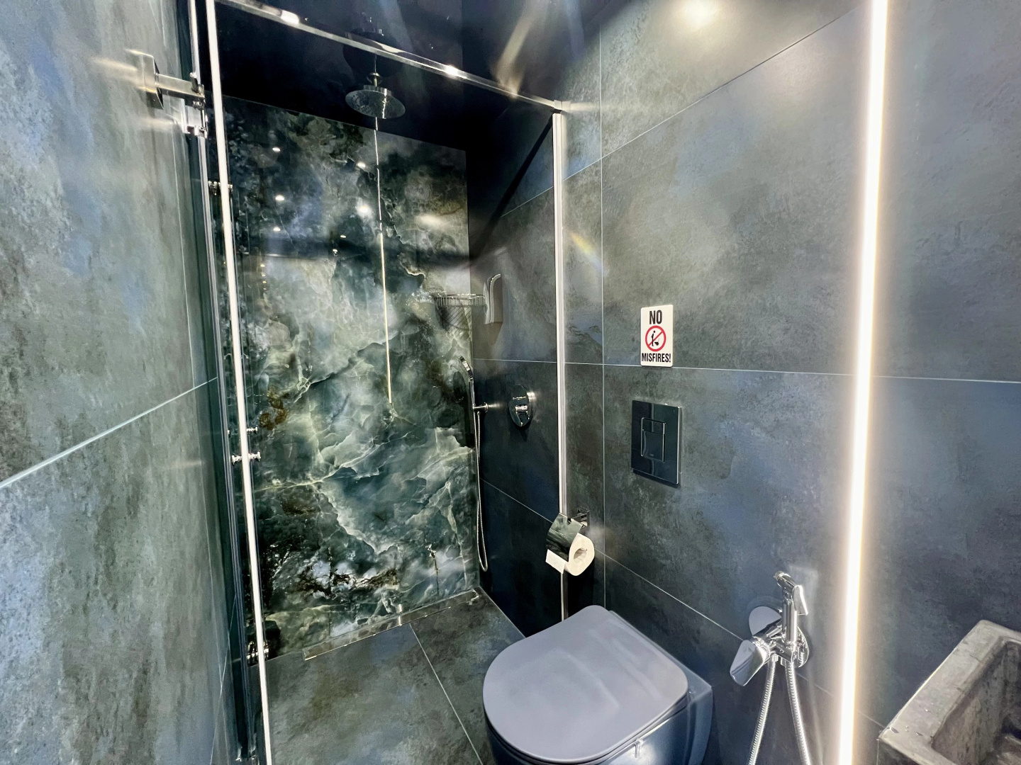 Galaxy inn Luxury hostel in center