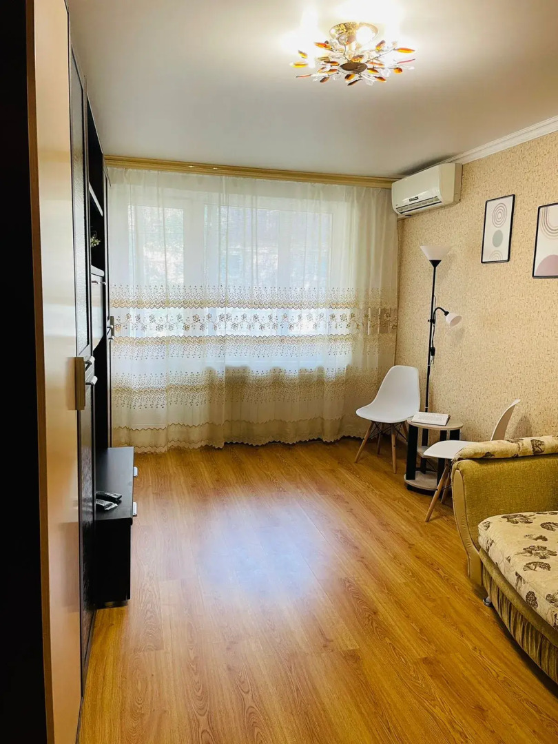 Квартира в центре Александровского