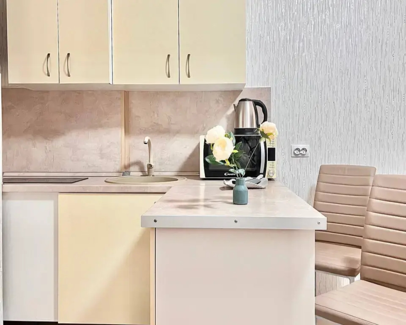 Апартаменты на Революции 52В