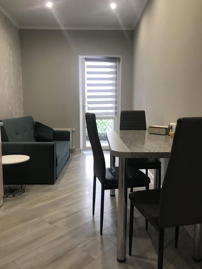 Апартаменты 9 Апреля