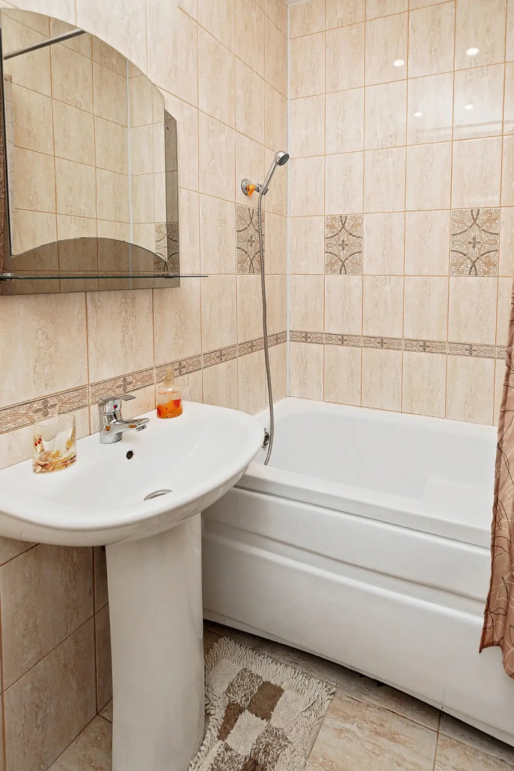 Квартира  Октябрьский проспект 15