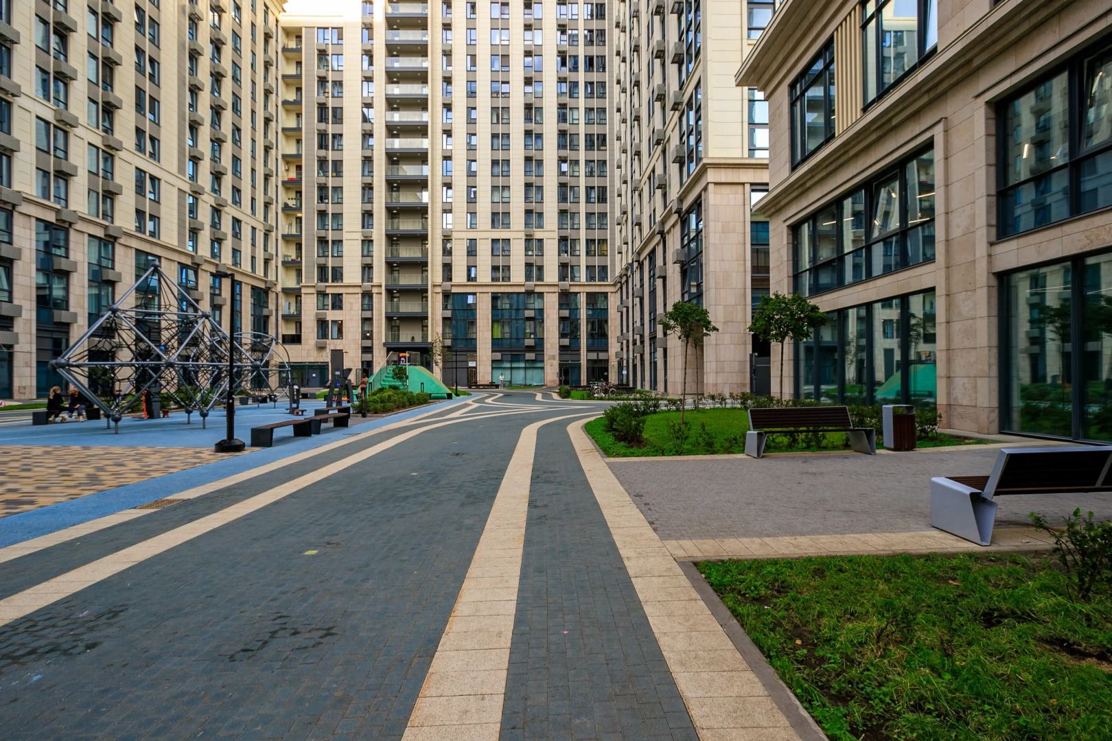 Апартаменты #1 Grey studio for 2+2 by Lo Apartments