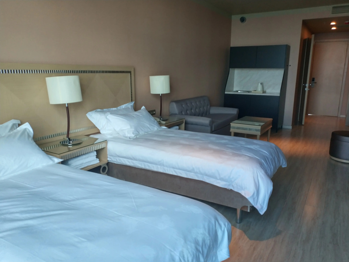 Отель Bay Garden