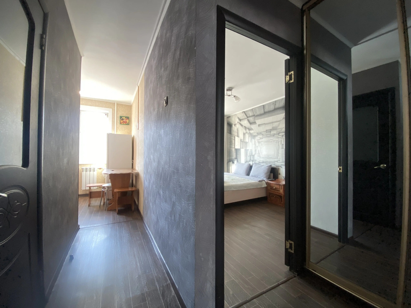 Квартира Двухкомнатные апартаменты в центре