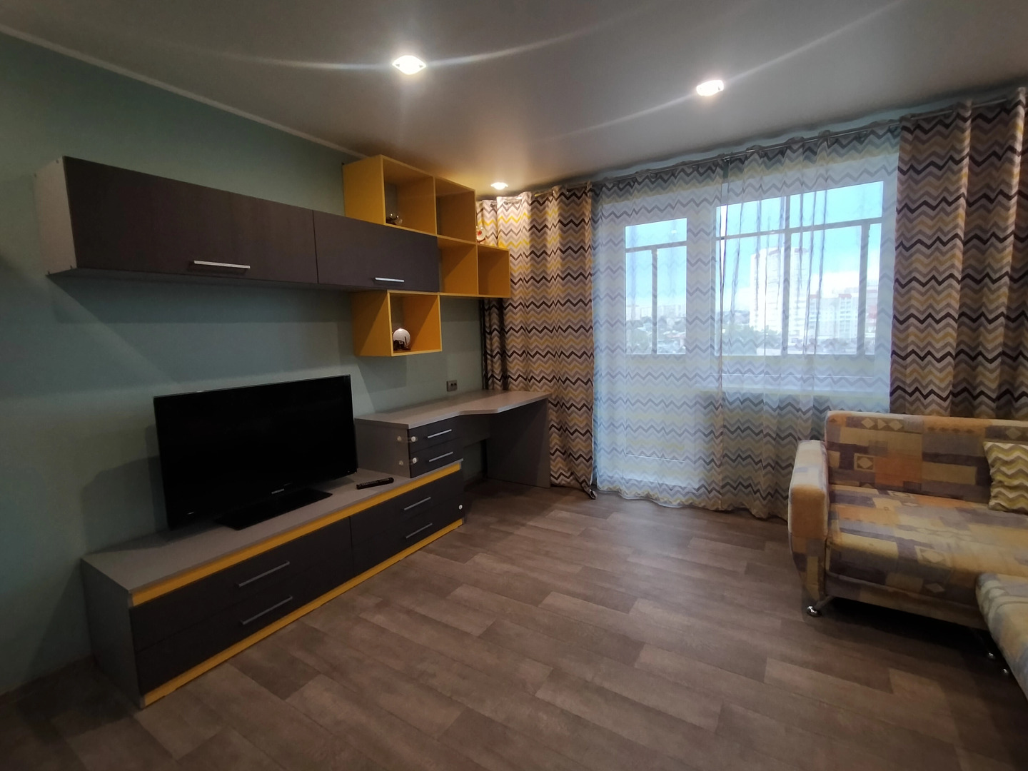 Апартаменты Отличный День рядом с ТРЦ Родник