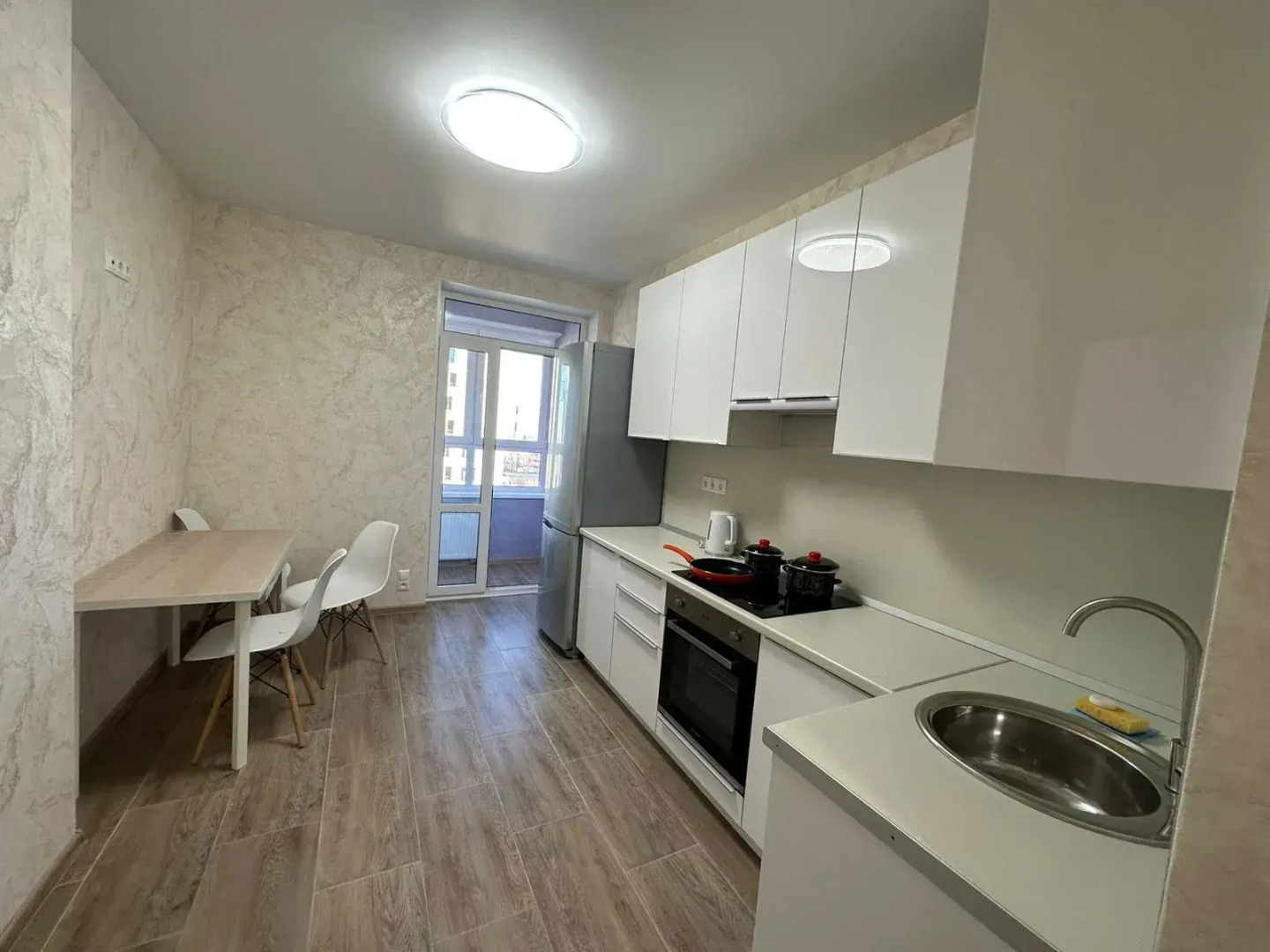 Квартира Попугай