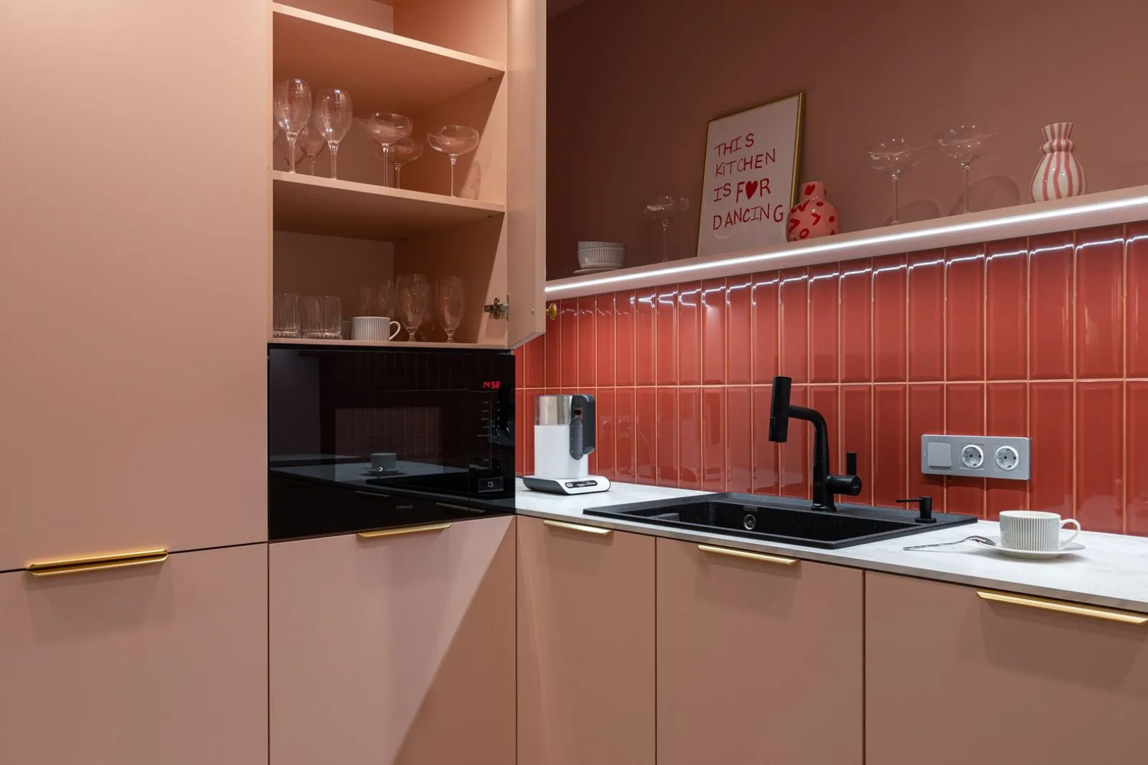 Апартаменты  3-х Комнатные Двухуровневые Pina Colada